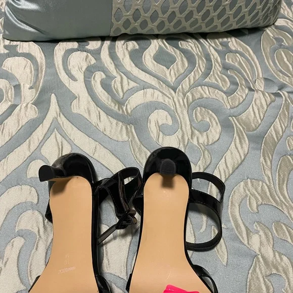 Van eli Black Patton shoes NWT - Picture 6 of 7